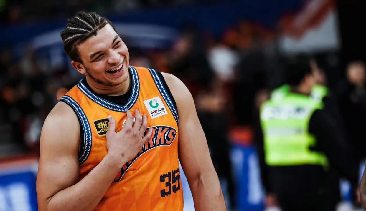 爱游戏登录入口 -风云突变！塞维利亚窗口期回应争议，CBA季后赛版图或变，底气十足，资深球员宣示担当 